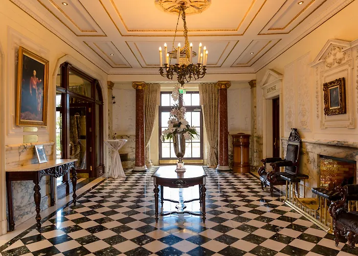 St Helen's Hotel, Szálloda 5*