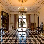 St Helen's Hotel, Hotel 5*