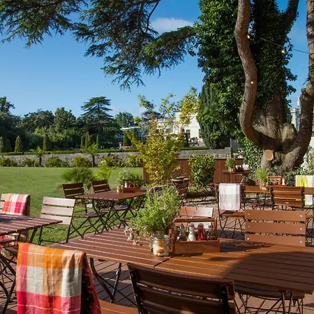 Radisson Blu St. Helen's Hotel 5*