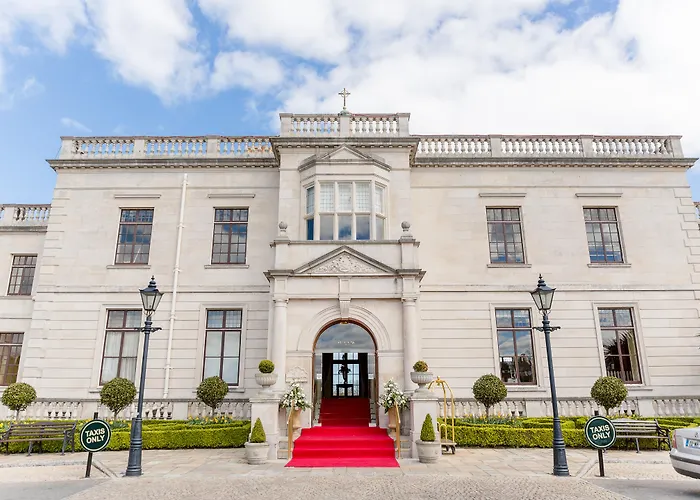 St Helen's Hotel, Hotel