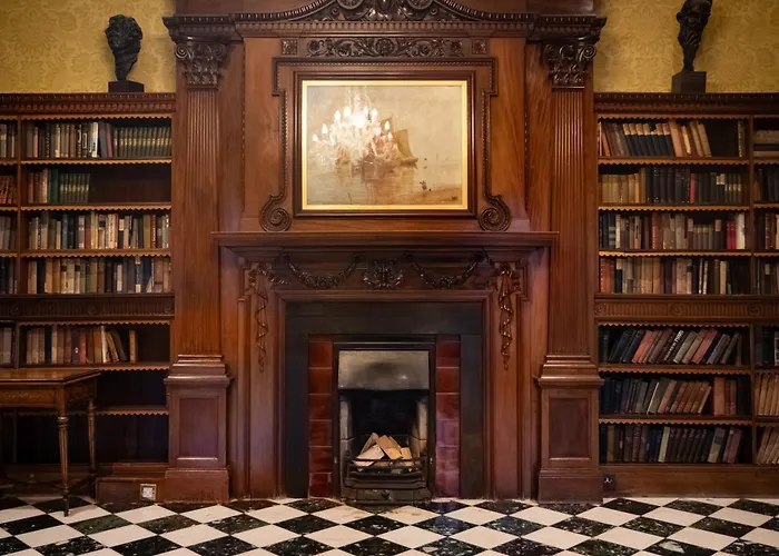 St Helen's Hotel, Hotel